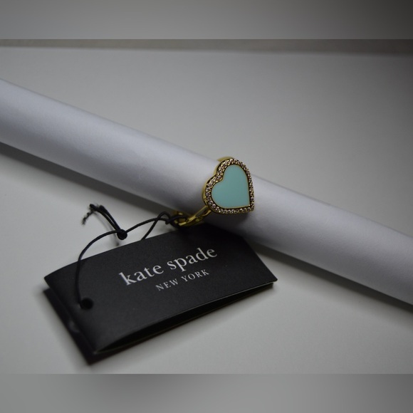 Kate Spade ‘Take Heart Ring’ gold tone, brand new, size US 7 ring - Picture 3 of 8